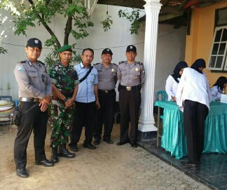 Pencanangan Bhakti Sosial TNI Manunggal KB Kesehatan (TMKK) Kota Madiun Tahun 2017